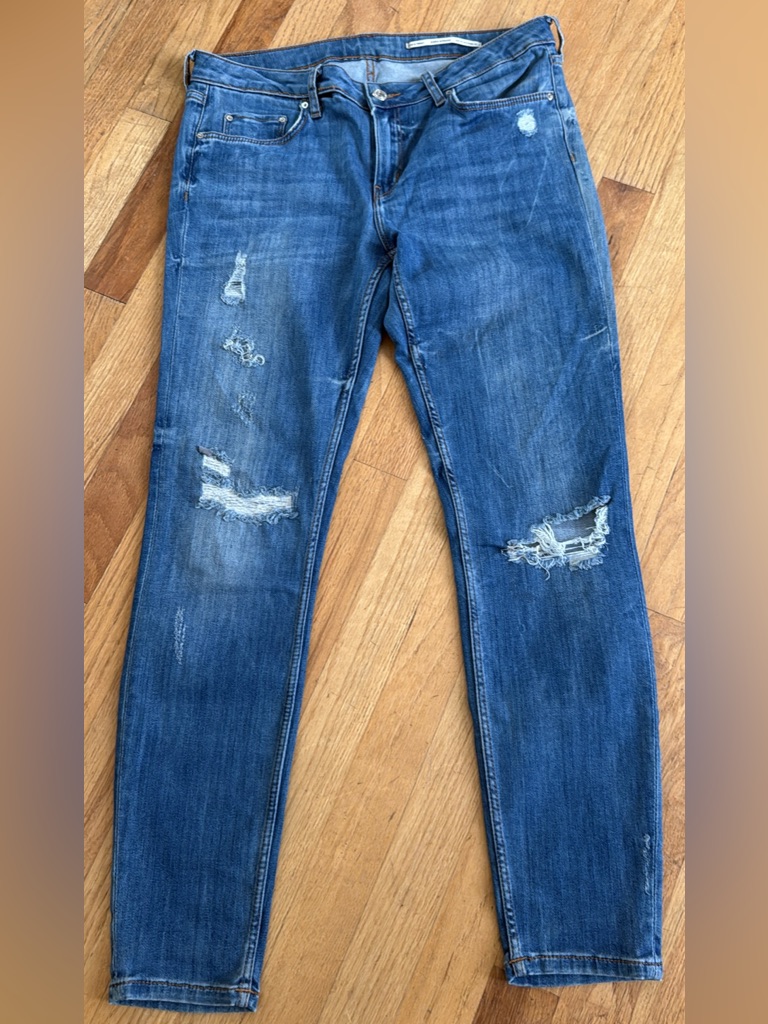 Zara Distressed Blue Denim Jeans